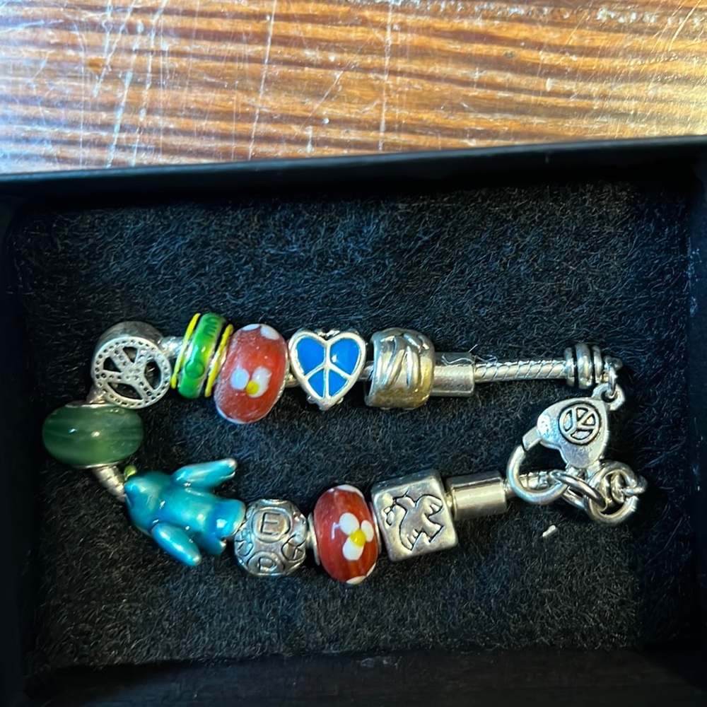 Peace charm bracelet